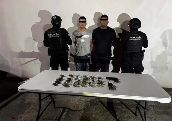 Persecución tras operativo deja dos detenidos y aseguran droga junto con un arma en Monterrey