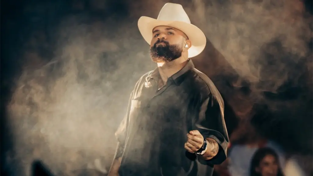 Carin León se solidariza con las familias tras la explosión que se dio en una tienda en Hermosillo