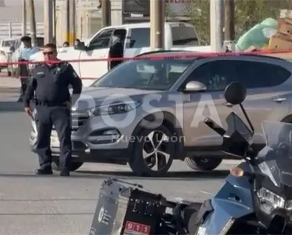 Ejecutan a balazos a una mujer en Santa Catarina, mientras circulaba en su vehículo