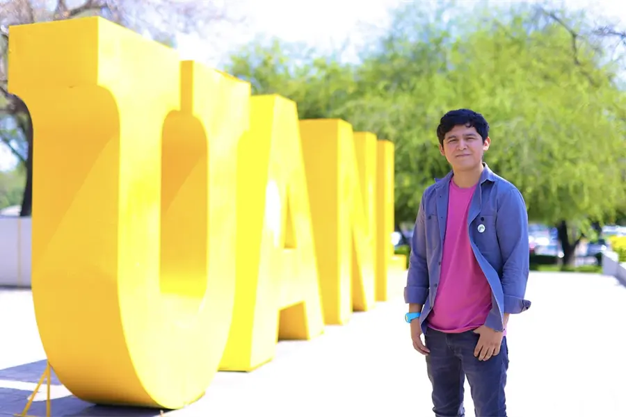 Logo de Coldplay creado por egresado de la UANL se vuelve viral en el mundo