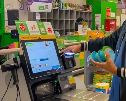 Voz en maya llega a cajeros de autocobro en Walmart y Aurrera de la Península de Yucatán