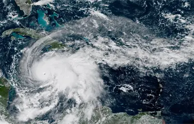 Melissa se convierte en huracán categoría 5 mientras se acerca a Jamaica