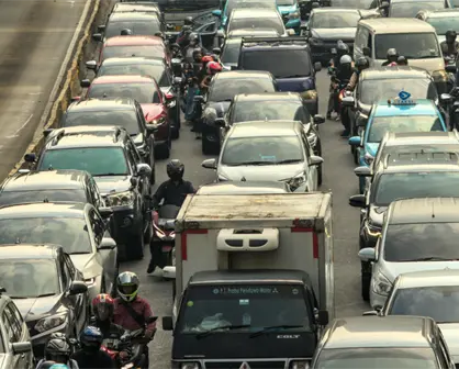 Edomex propone cobro anual de 3 mil 439 pesos a autos, ¿qué vehículos deberán pagarlo?