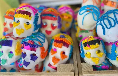 Día de Muertos 2025: ¿Dónde venden y para qué son las típicas calaveritas de azúcar?
