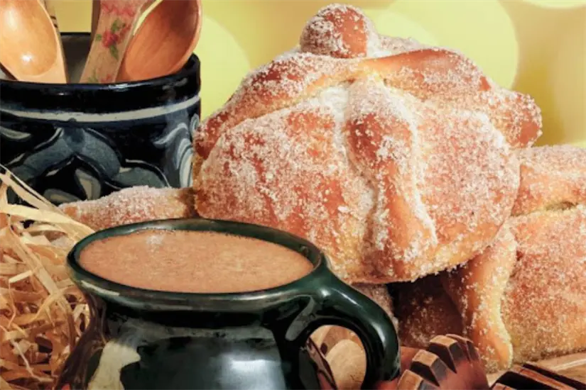 imagen recuadro Champurrados, chocolate caliente, una de las bebidas que forman parte del altar de muertos | Foto: FB