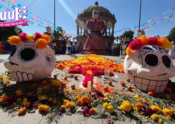 ¿Dónde está y cómo luce el altar de muertos monumental de Durango?
