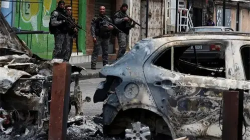 Comando Vermelho: ¿Qué es y por qué la policía de Brasil desplegó un operativo en su contra?