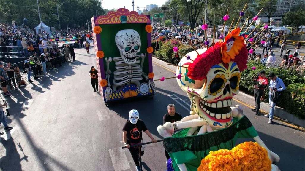 Desfile de Día de Muertos en CDMX: historia, tradición y cómo James Bond influyó en este evento