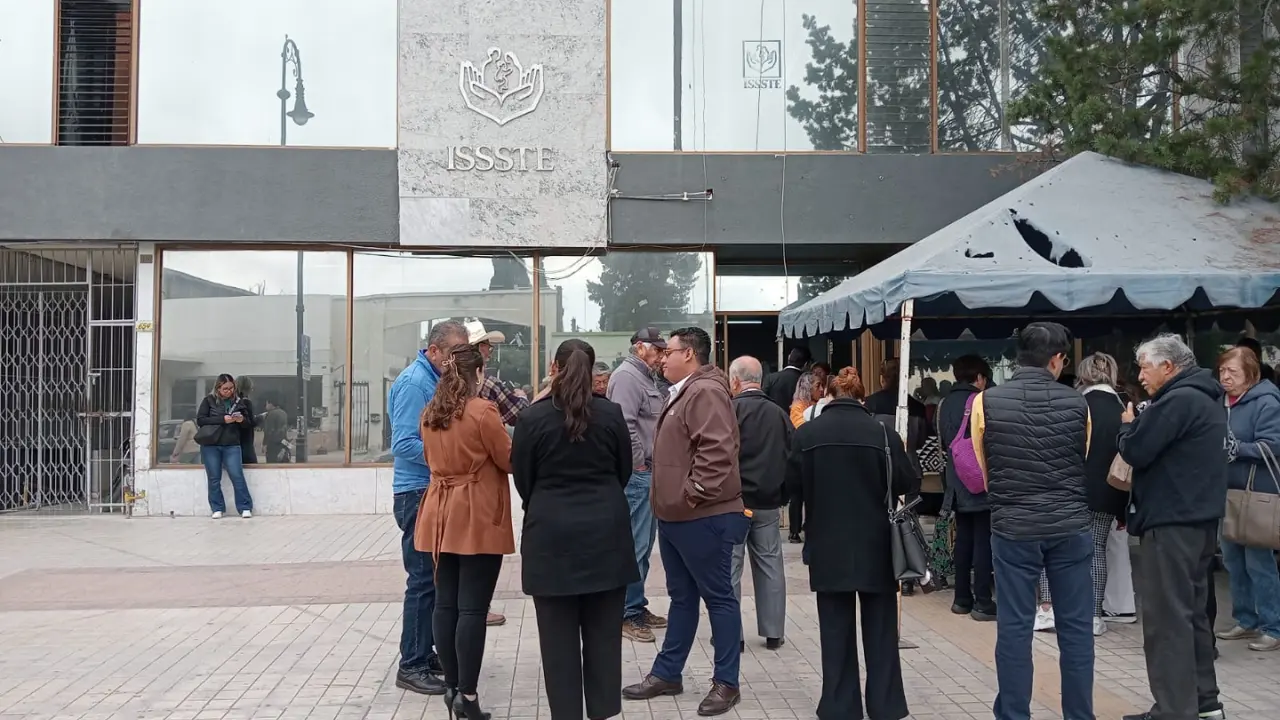Las cantidades que se adeudan varían de manera considerable: hay casos de juicios por 700 mil pesos y otros de apenas 4 mil, lo que demuestra la disparidad en las resoluciones. /Foto: Marco Juárez