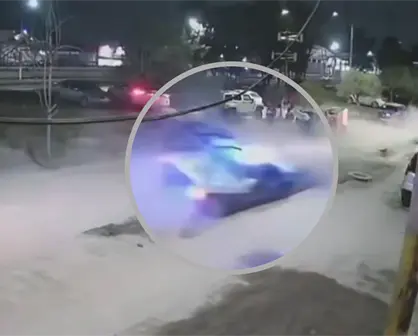 VIDEO | Patrulla cae en zanja mientras perseguía a delincuentes en Nezahualcóyotl