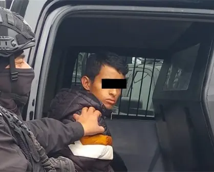 Detienen a joven en Monterrey por conducir motocicleta robada; esto informó la Policía