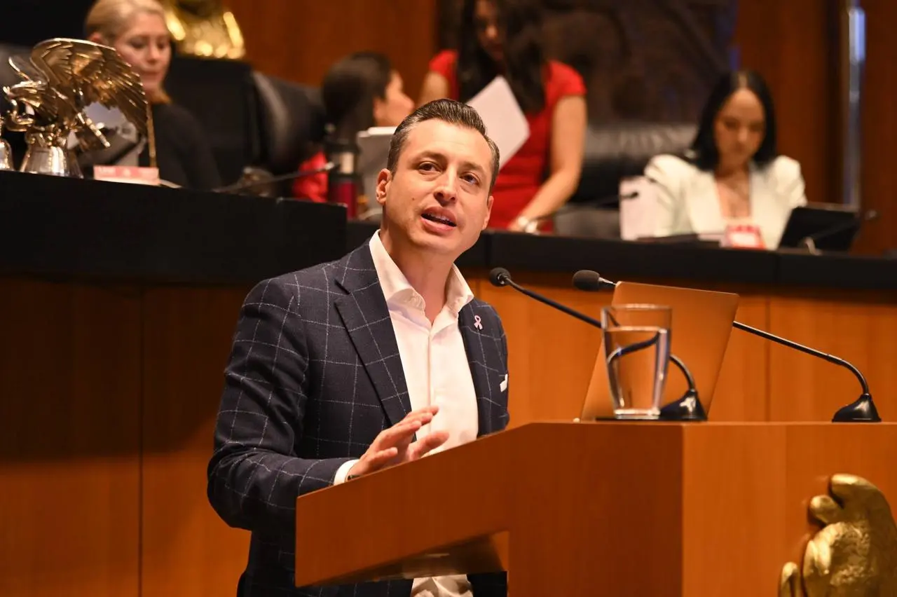 Luis Donaldo Colosio Riojas rechaza la Ley de Ingresos 2026: México necesita recaudar sin frenar la economía. Foto: Bancada Naranja Senado