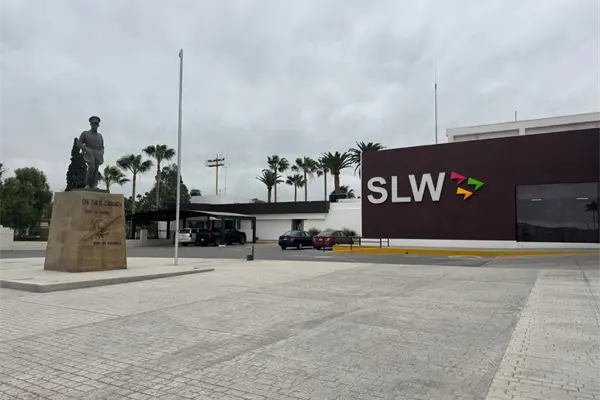 Aeropuerto SLW: ¿Qué opciones de compras y gastronomía hay alrededor? Aeropuerto SLW: ¿Qué opciones de compras y gastronomía hay alrededor?