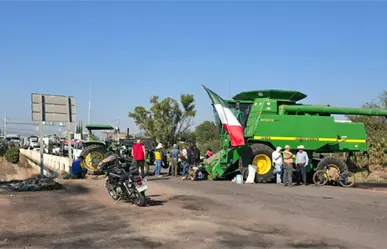 Agricultores mantienen bloqueos carreteros; Movimiento Agrícola llama "imposición" apoyo federal
