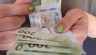 Aguinaldo 2025: ¿Cuánto debe recibir una trabajadora del hogar si laboró todo el año?