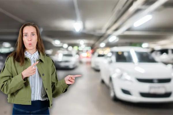 ¿El costo de las placas para un auto chocolate regularizado es el mismo que para un vehículo nacional en Tamaulipas?