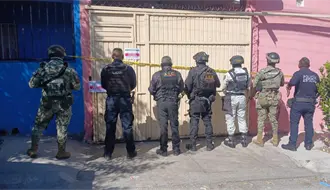 Catean casas con droga en Saltillo; decomisan mariguana, cristal y agarran a 3