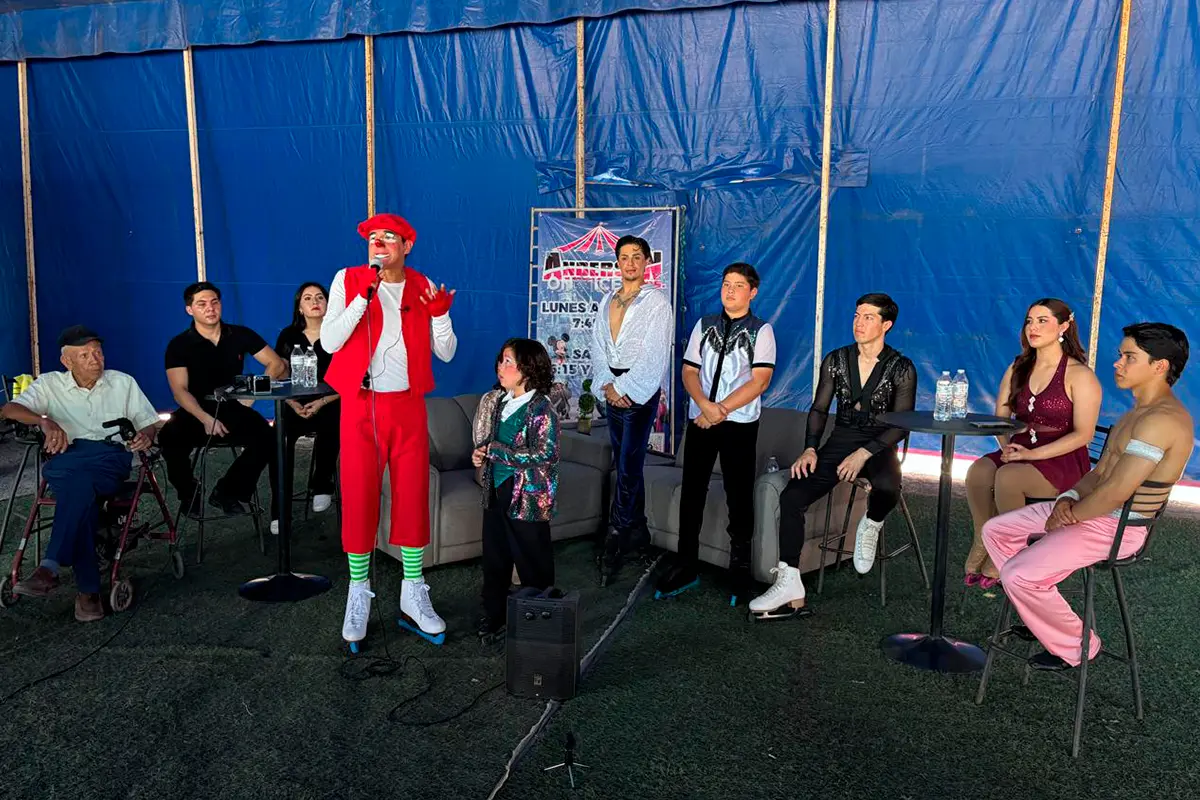 “Anderson on Ice” combinará acrobacias, comedia y patinaje artístico durante tres semanas de funciones frente a la UABCS. Foto: Héctor Romero.