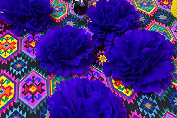 Día de Muertos: ¿Cuál es el material que se agotó en varias papelerías de La Paz? Día de Muertos: ¿Cuál es el material que se agotó en varias papelerías de La Paz?