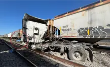 Chocan tren y pipa en Salinas Victoria; hay un muerto Chocan tren y pipa en Salinas Victoria; hay un muerto