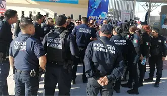 Equipan a Policía de Torreón con inversión de 433 millones de pesos; recibe armamento y vehículos