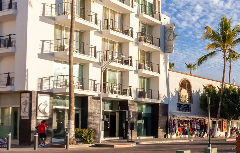 imagen recuadro Foto: Hotel Seven Crown