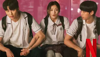 La chica del siglo XX: dos amigas pondrán a prueba su lealtad cuando un chico llega a su vida