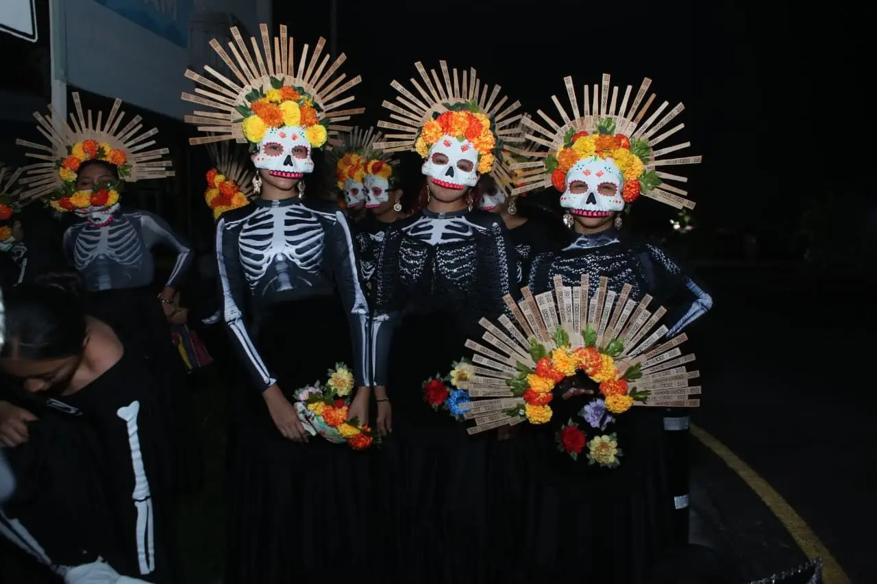 Así se vivió el Paseo de las Ánimas en Kanasín, las calles se llenaron de color y tradición