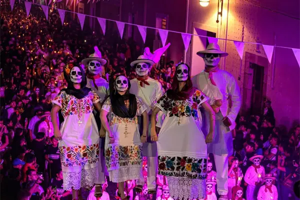 Paseo de las Ánimas en Mérida: todo lo que tienes que saber sobre este tradicional evento que se hace en Janal Pixán Paseo de las Ánimas en Mérida: todo lo que tienes que saber sobre este tradicional evento que se hace en Janal Pixán