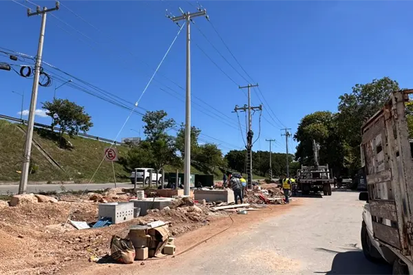 Negocios de la zona de City Center enfrentan apagones temporales debido a los trabajos de infraestructura vial. Negocios de la zona de City Center enfrentan apagones temporales debido a los trabajos de infraestructura vial.