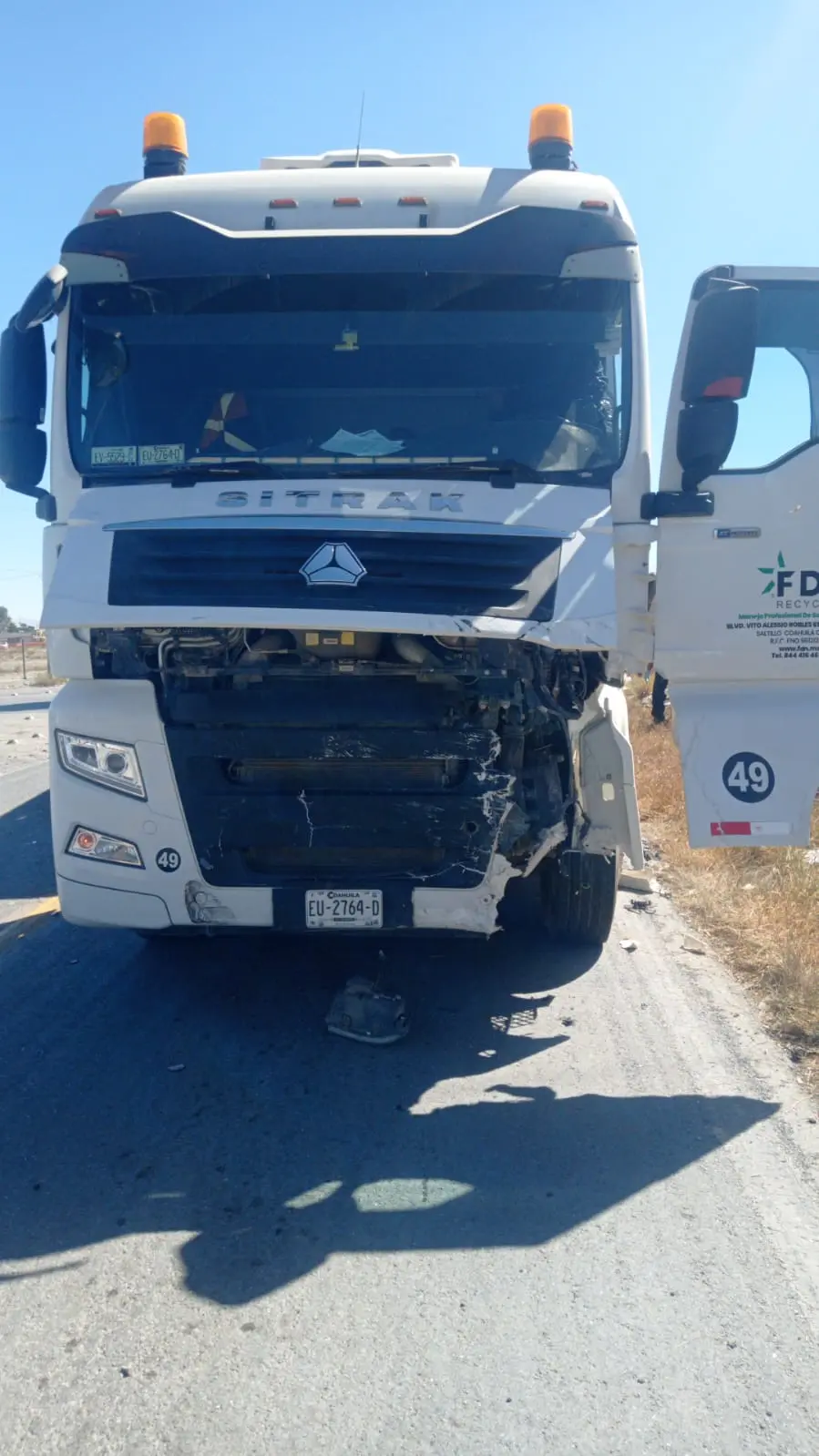 imagen recuadro Reportan fatal percance en  la carretera federal antigua a Monclova y la carretera Los Pinos / Foto: Marco Juárez