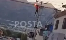 VIDEO| Vecinos captan momento en que hombre se electrocuta y cae de poste en Santa Catarina VIDEO| Vecinos captan momento en que hombre se electrocuta y cae de poste en Santa Catarina