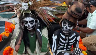 Festival de las Ánimas 2025 en Sisal: tradición, cultura y magia en chalanas sobre el mar