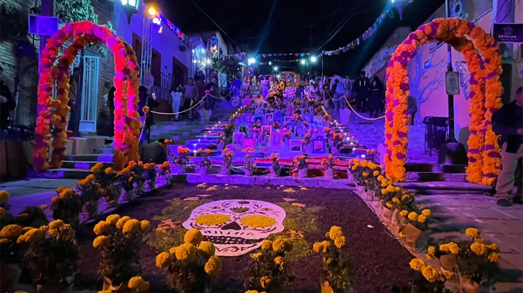 Día de Muertos en Saltillo: Recuerdan a sus fieles difuntos en el altar monumental de Santa Anita