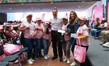 Adrián de la Garza entrega mil nuevas Tarjetas Regia Plus a beneficiarias Adrián de la Garza entrega mil nuevas Tarjetas Regia Plus a beneficiarias