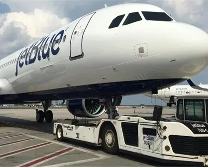 Aterrizaje de emergencia del vuelo Cancún–Nueva York: pasajeros heridos tras pérdida de altitud en avión de JetBlue