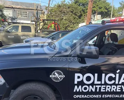 Detienen a 3 hombres tras cateo en casa señalada como punto de venta de droga en Monterrey