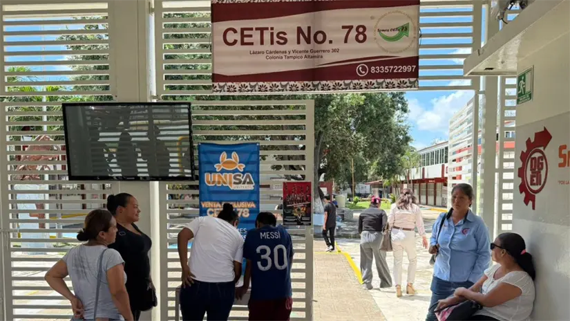 imagen recuadro Alumnos del Cetis 78 a terapia psicológica. Foto: Axel Hassel