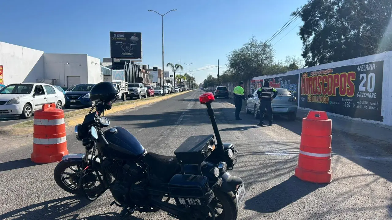 Por la romería de Día de Muertos en el Panteón de Oriente hay cierre de calles. | Foto: Alejandro Ávila.