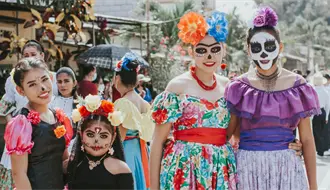 Teoloyucan celebrará su primera Muerteada con música, comparsas y tradición por Día de Muertos 2025