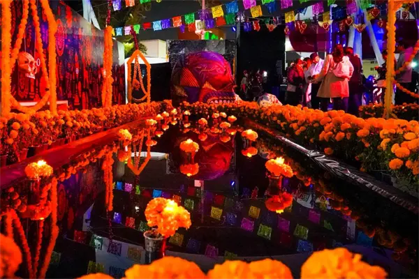 Mictlán en la GAM: Ofrenda Monumental Día de Muertos en CDMX Mictlán en la GAM: Ofrenda Monumental Día de Muertos en CDMX