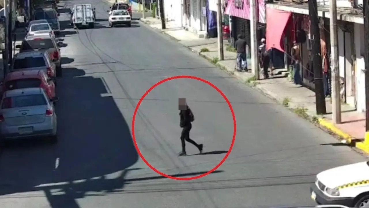 Menor extraviada en el centro de Monterrey. Foto: Policía de Monterrey