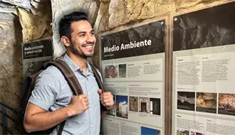 ¿Qué hacer en las Grutas de García? desde cuarzos y artesanías, hasta funciones de cine