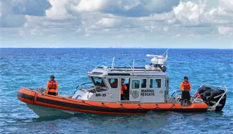 Marina rescata a víctimas de explotación infantil en Sinaloa; eran trasladados en barco