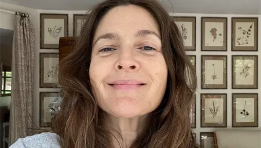 Drew Barrymore sorprende en concierto de Sabrina Carpenter con épico disfraz Drew Barrymore sorprende en concierto de Sabrina Carpenter con épico disfraz