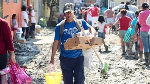 Centros de acopio en CDMX que siguen aceptando donaciones para las entidades afectadas en Veracruz, Hidalgo y Puebla