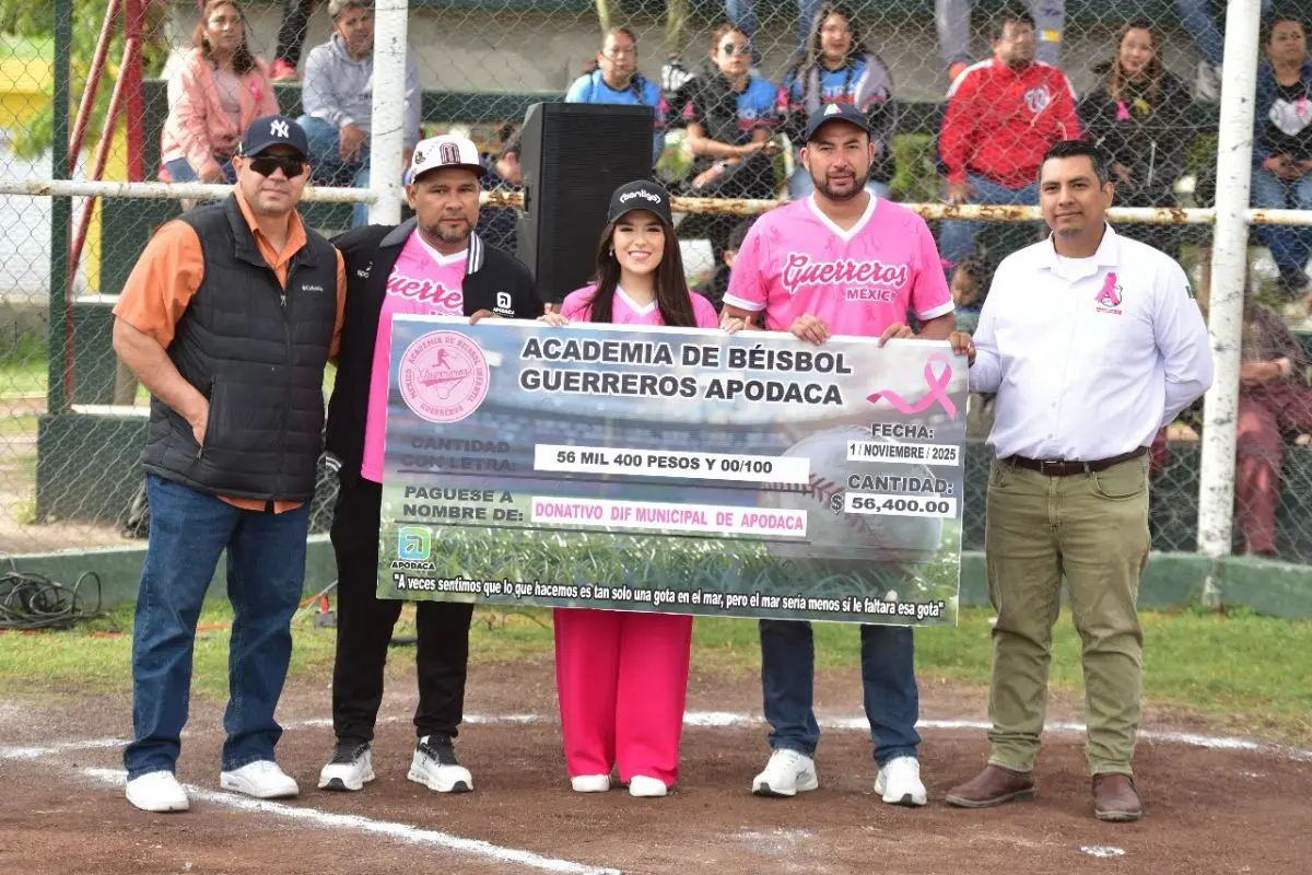 DIF Apodaca recibe donativo. Foto: Gobierno de Apodaca
