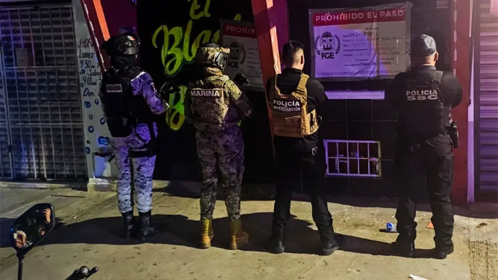 Rescatan a 14 mujeres en cateo a bar de Cancún; hay un detenido por presunta trata de personas