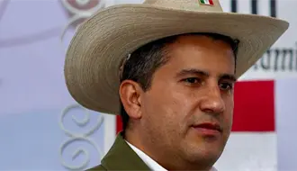 Asesinan al alcalde de Uruapan en pleno evento de Día de Muertos