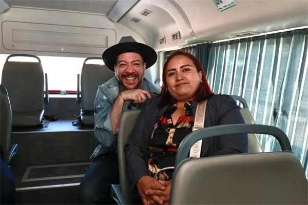 El Faisy aprueba transporte público en Saltillo, con viaje en sistema Aquí Vamos Gratis  El Faisy aprueba transporte público en Saltillo, con viaje en sistema Aquí Vamos Gratis